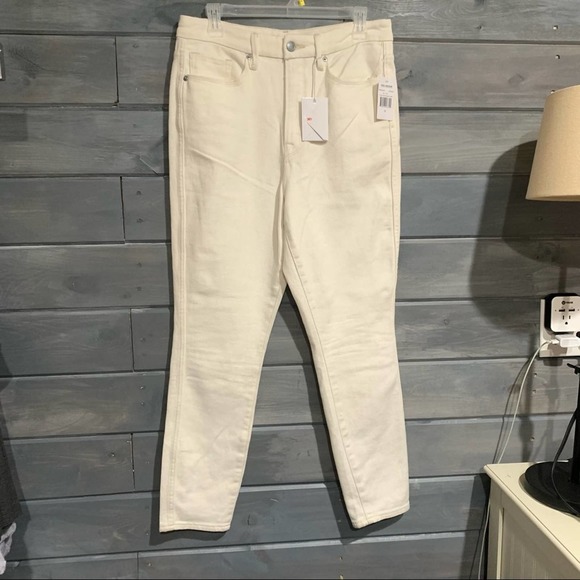 Free top- Good American good curve skinny crop jeans - Picture 3 of 8